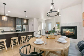 Coastal Chic Home near New Belgium & Old Town FC